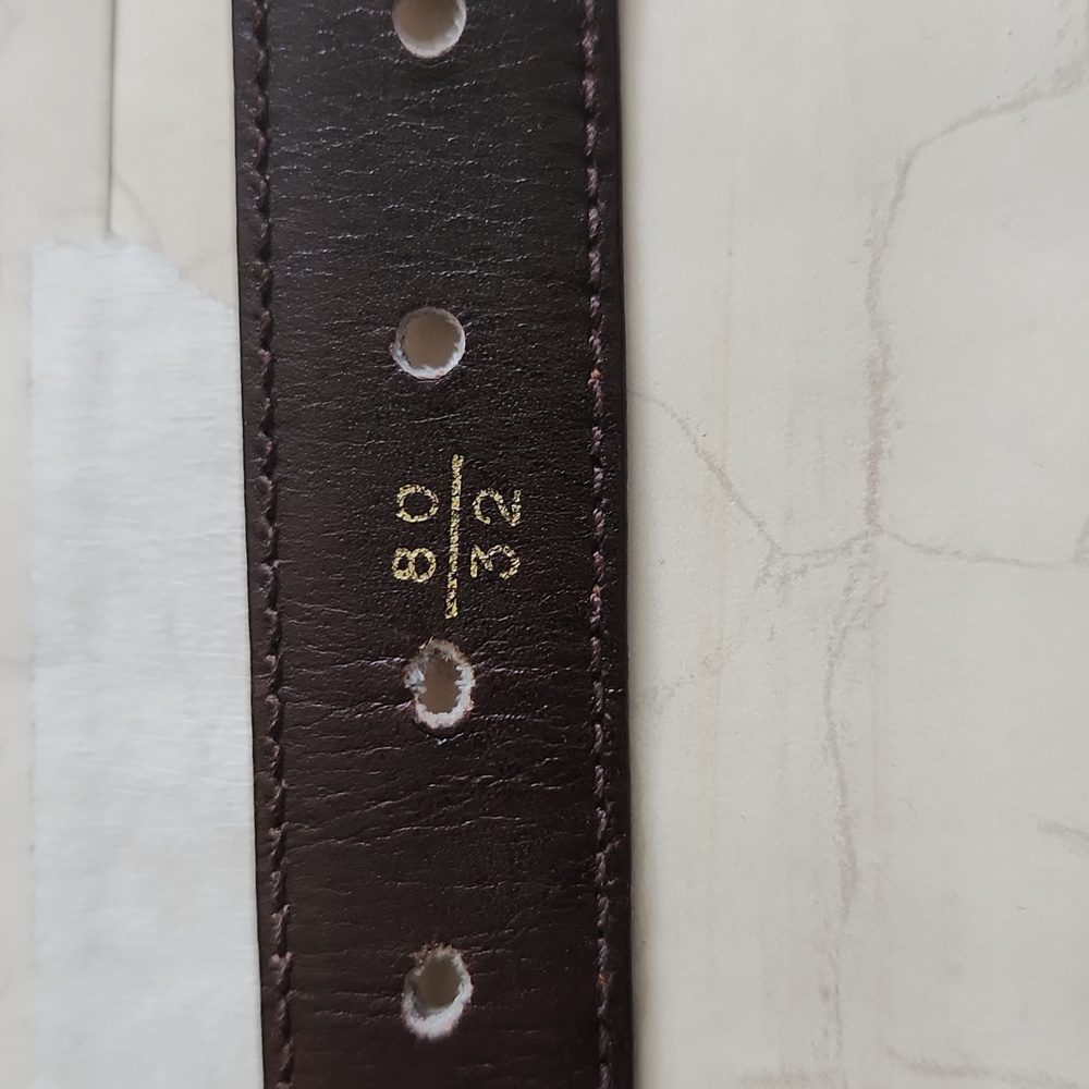 Gucci Women's Saddle Belt. Made and purchased in Italy, mint condition. Size 32. - Picture 3 of 4
